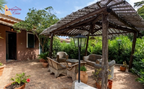 Villa Esclusiva in Prima Linea sul mare a Parghelia