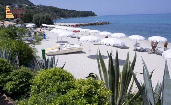 Villa Esclusiva in Prima Linea sul mare a Parghelia