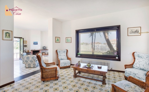  Villa a Briatico con vista mare
